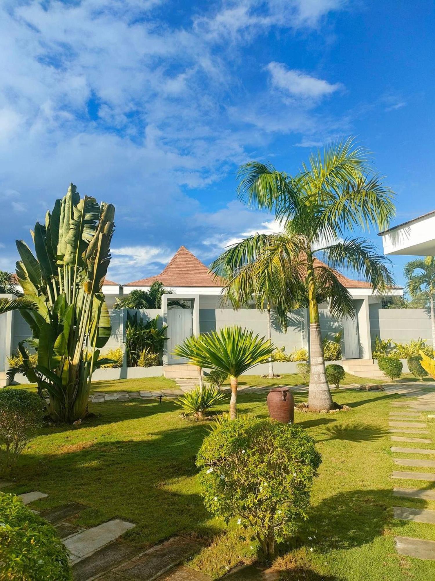 Pineale Villas, Resort And Spa Panglao Exterior foto